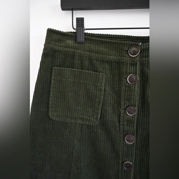 Zara Corduroy Skirt - Picture 4 of 5